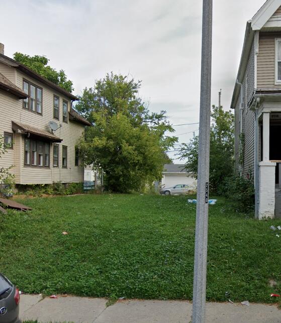 2540 North 34th Street Milwaukee, WI 53210 - Photo 4 of 7 Screen Shot 2023-05-27 at 8.32.02 PM
