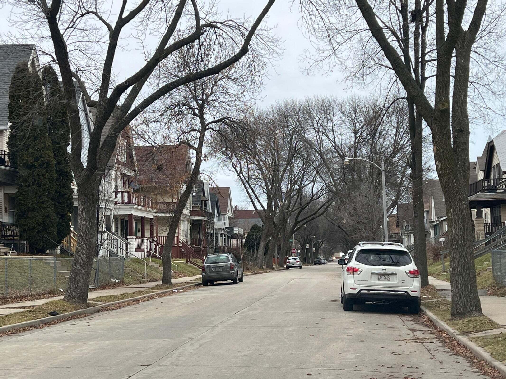 2540 North 34th Street Milwaukee, WI 53210 - Photo 5 of 7 20221231023324540503000000-o