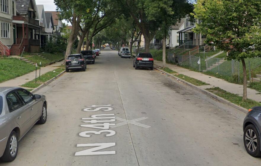 2540 North 34th Street Milwaukee, WI 53210 - Photo 6 of 7 Screen Shot 2023-05-27 at 8.36.49 PM