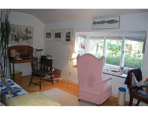 92 Two Lights Road Cape Elizabeth, ME 04107 - Photo 14 of 20 Bedroom.