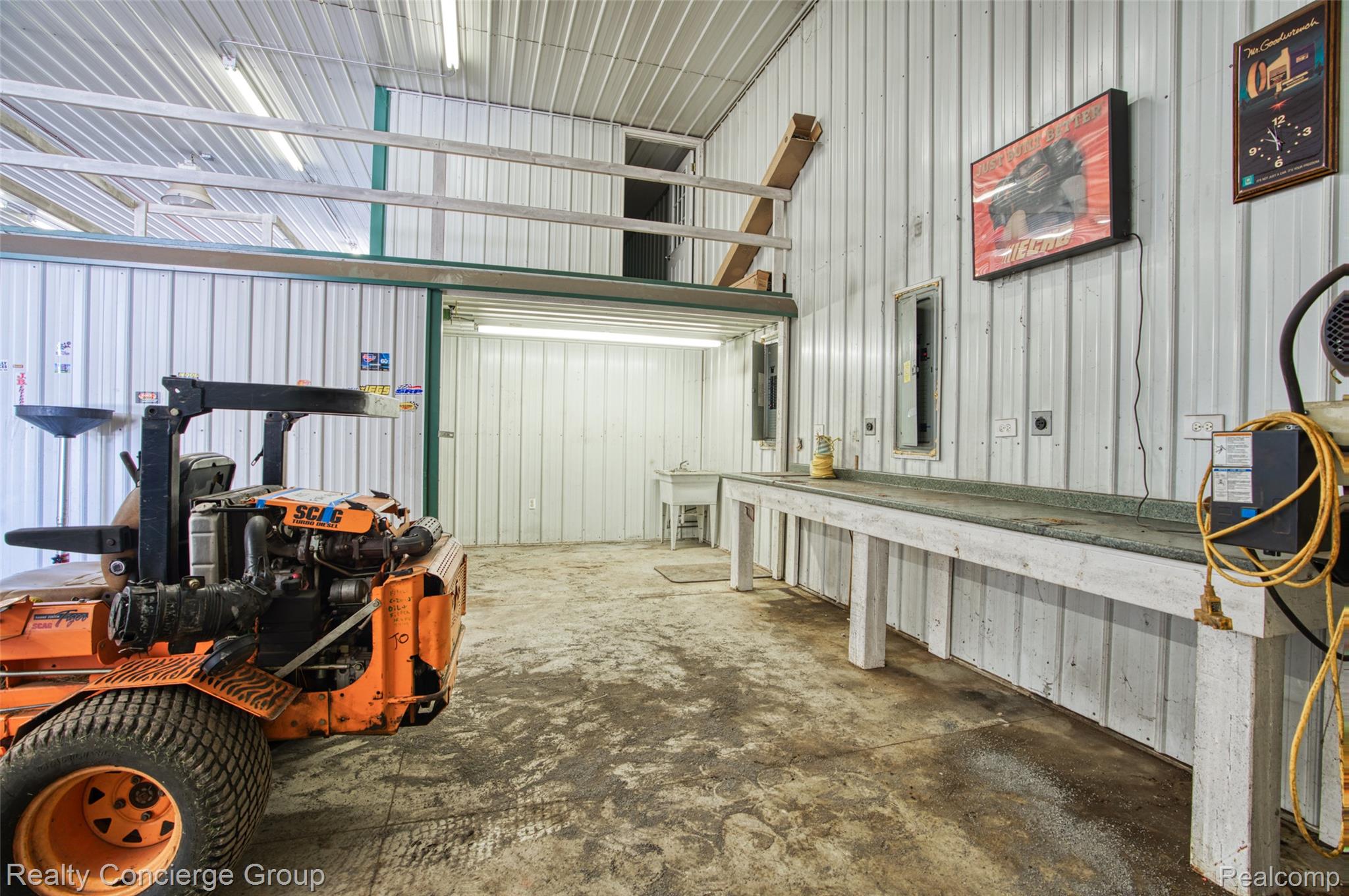 9225 Faussett Road Fenton, MI 48430 - Photo 54 of 61 DSC09533_45.jpg