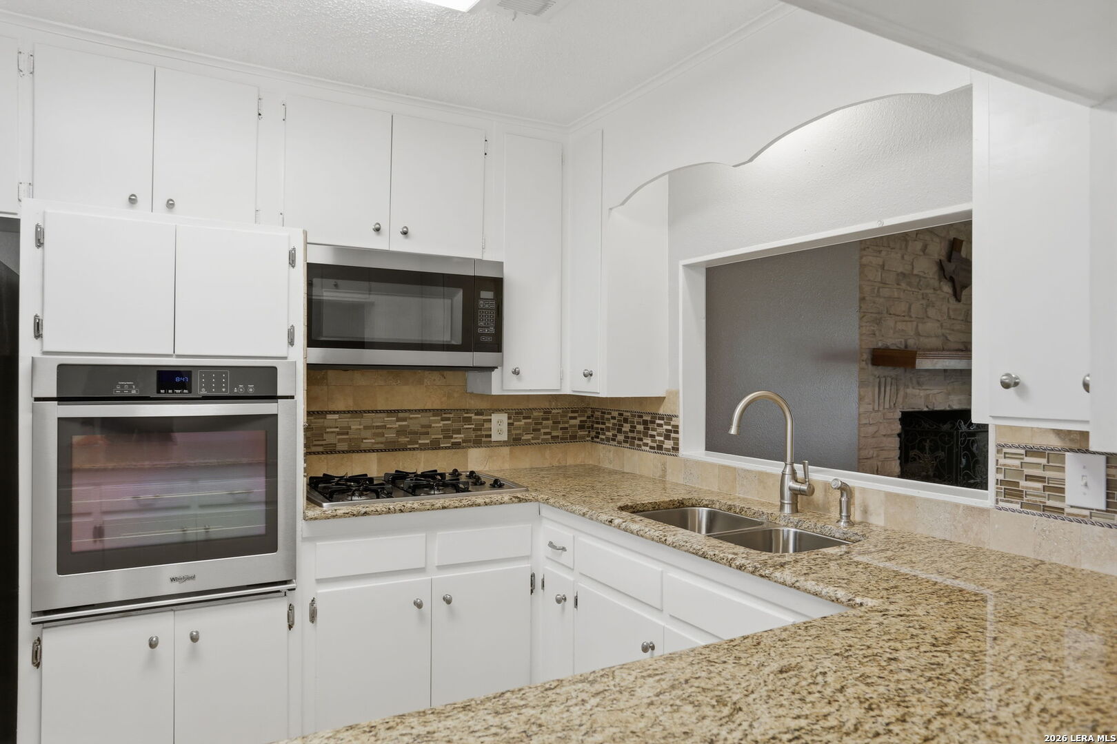 303 Castle Court Converse, TX 78109 - Photo 12 of 28