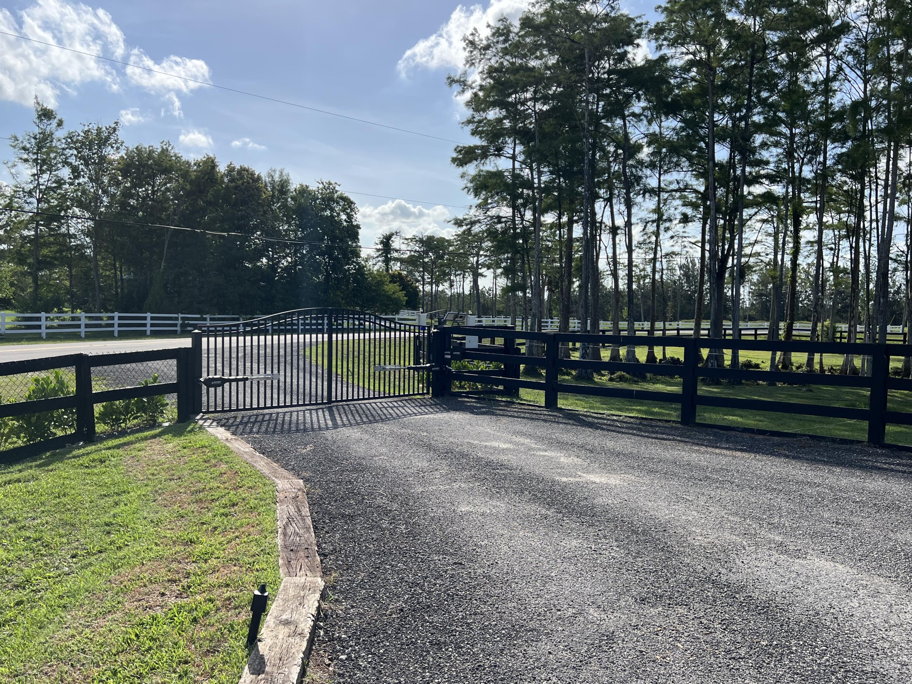 6600 Duckweed Road Wellington, FL 33449 - Photo 5 of 7 IMG_4050