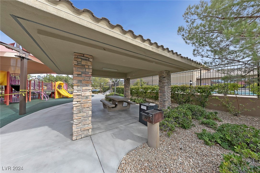 556 Foster Springs Road Las Vegas, NV 89148 - Photo 34 of 51 Gallery Image 34