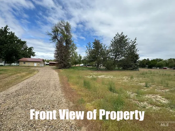 $969,999 | 2500 West Floating Feather Road, Eagle, ID 83616