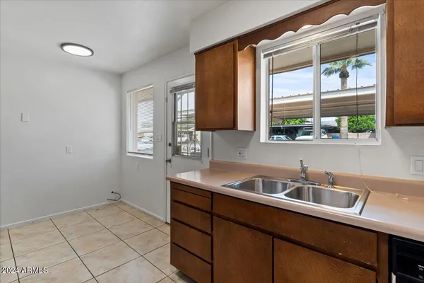 $1,250 | 6438 East Butte Street, Unit 2, Mesa, AZ 85205