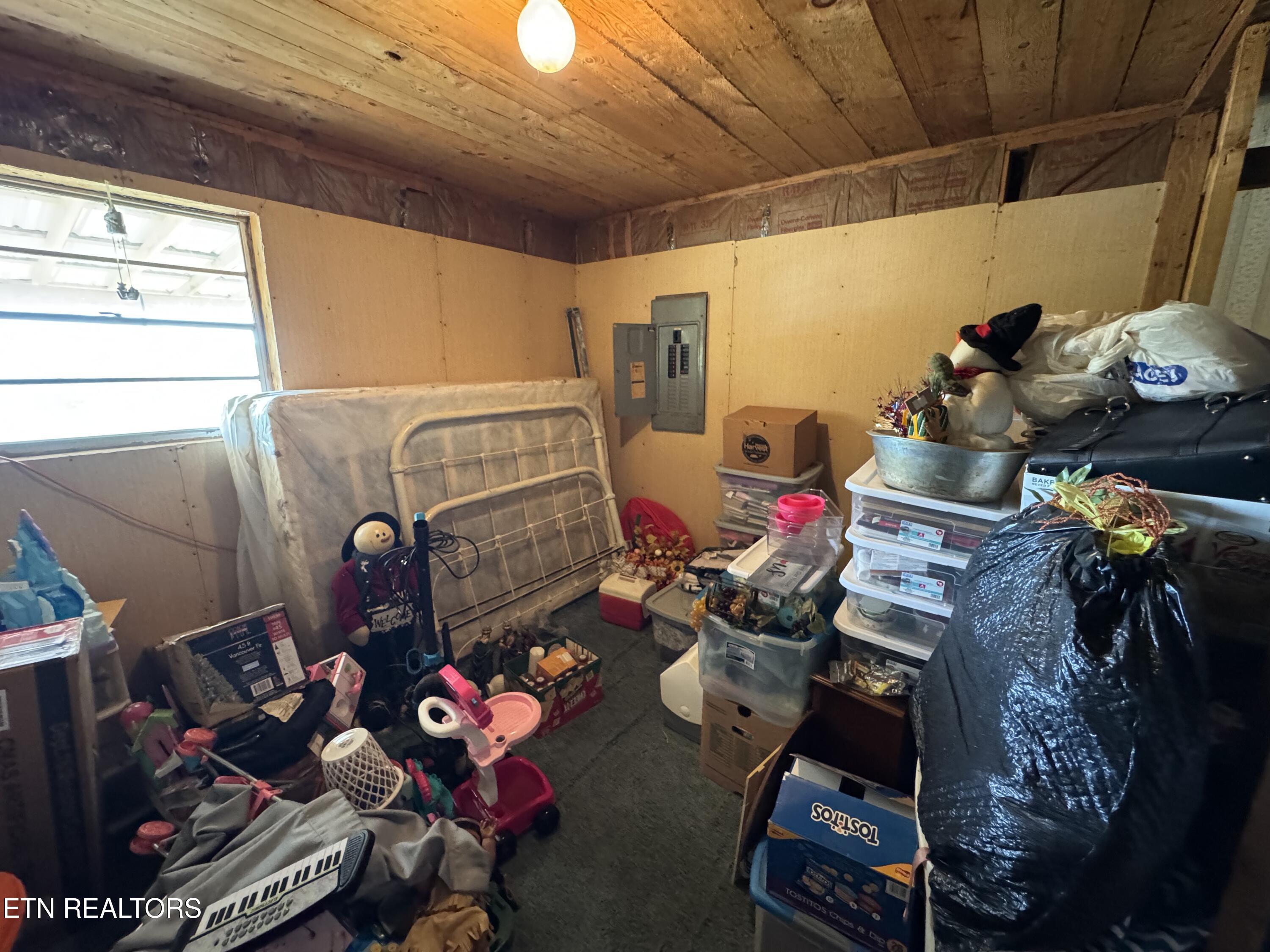 6554 Grave Hill Road Oneida, TN 37841 - Photo 20 of 40 IMG_8178