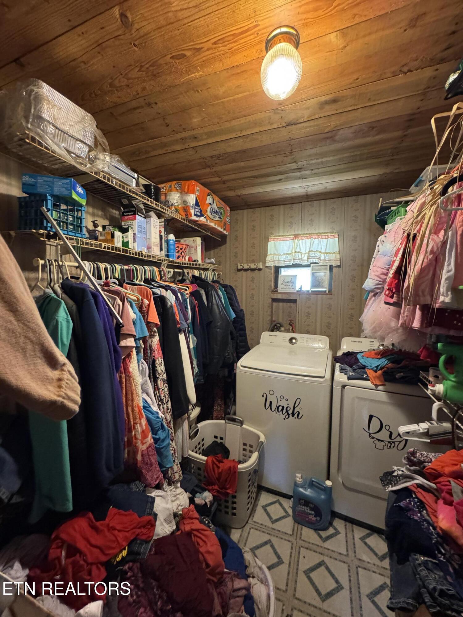 6554 Grave Hill Road Oneida, TN 37841 - Photo 22 of 40 IMG_8176