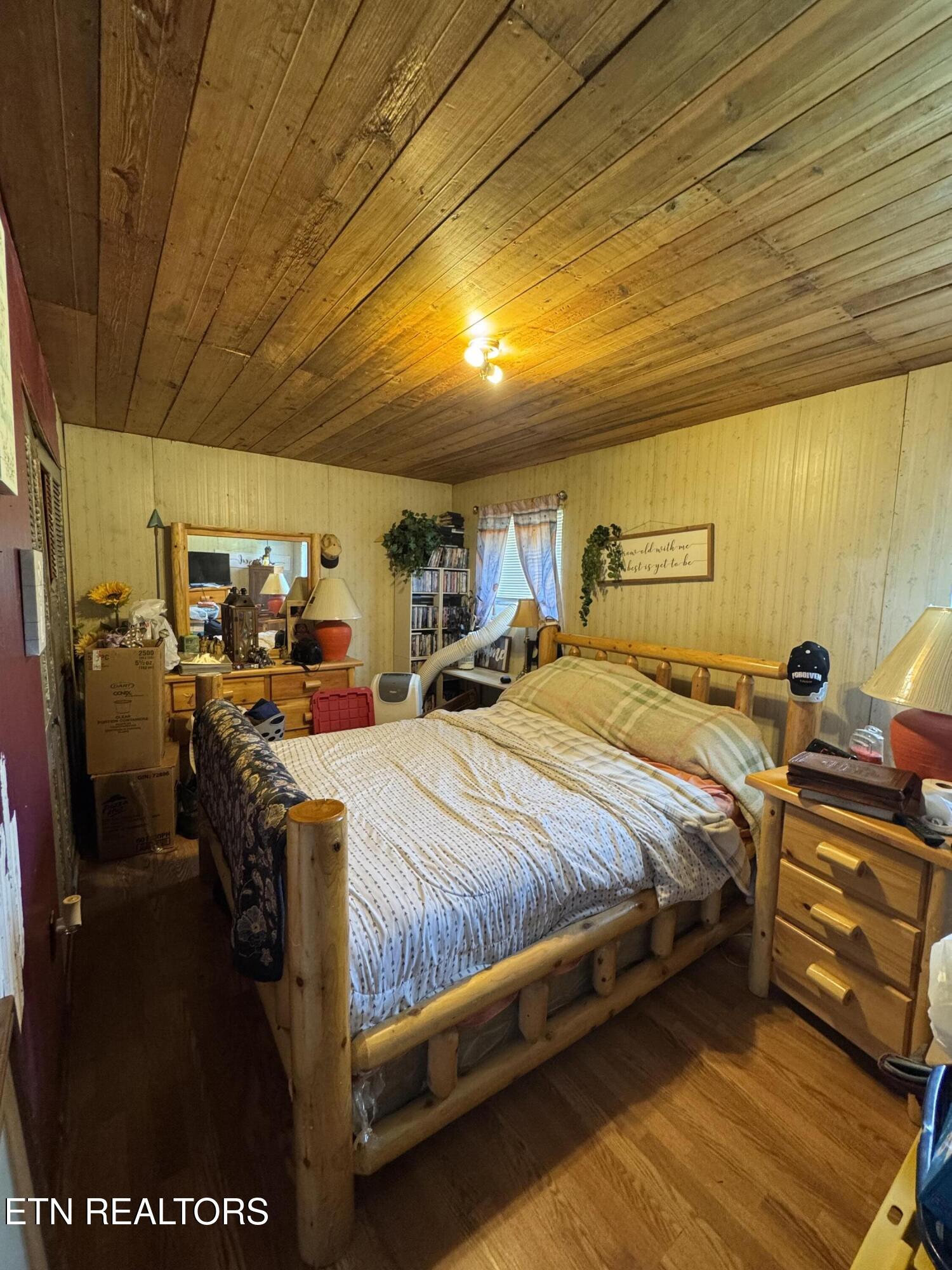 6554 Grave Hill Road Oneida, TN 37841 - Photo 24 of 40 IMG_8174