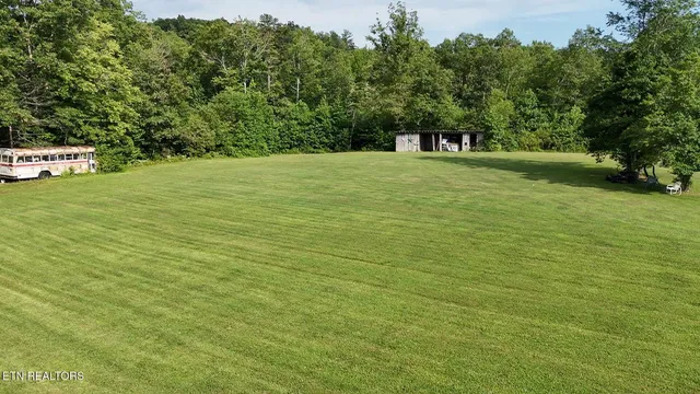 $250,000 | 6554 Grave Hill Road, Oneida, TN 37841