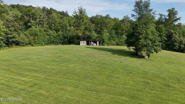 $250,000 | 6554 Grave Hill Road, Oneida, TN 37841