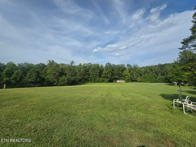 $250,000 | 6554 Grave Hill Road, Oneida, TN 37841