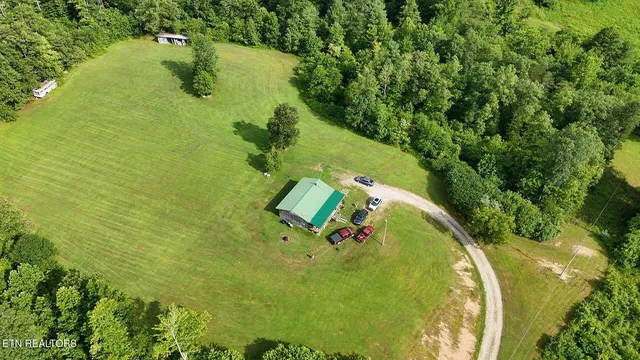 $250,000 | 6554 Grave Hill Road, Oneida, TN 37841