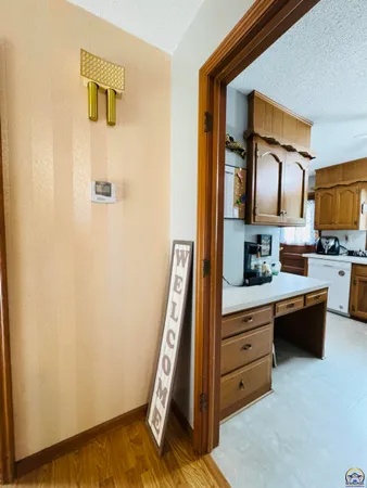 $275,000 | 3013 Southwest Atwood Avenue, Topeka, KS 66614