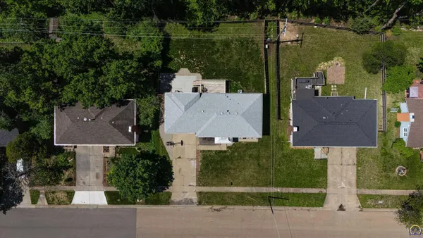 $275,000 | 3013 Southwest Atwood Avenue, Topeka, KS 66614