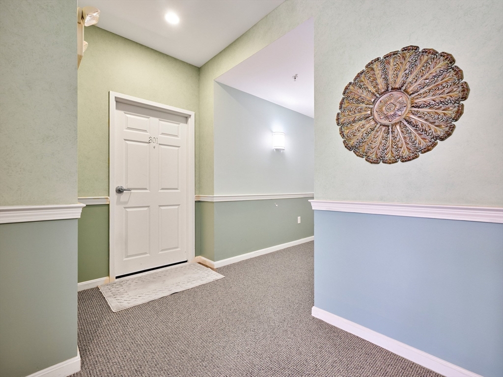 34 Burnham Road, Unit 301 Methuen, MA 01844 - Photo 3 of 29 Gallery Image 3