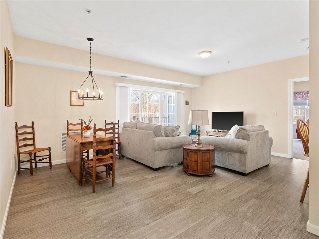 34 Burnham Road, Unit 301 Methuen, MA 01844 - Photo 4 of 29 Gallery Image 4
