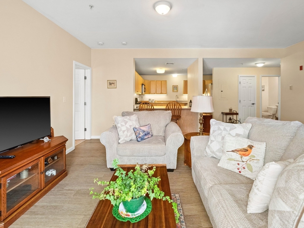 34 Burnham Road, Unit 301 Methuen, MA 01844 - Photo 9 of 29 Gallery Image 9