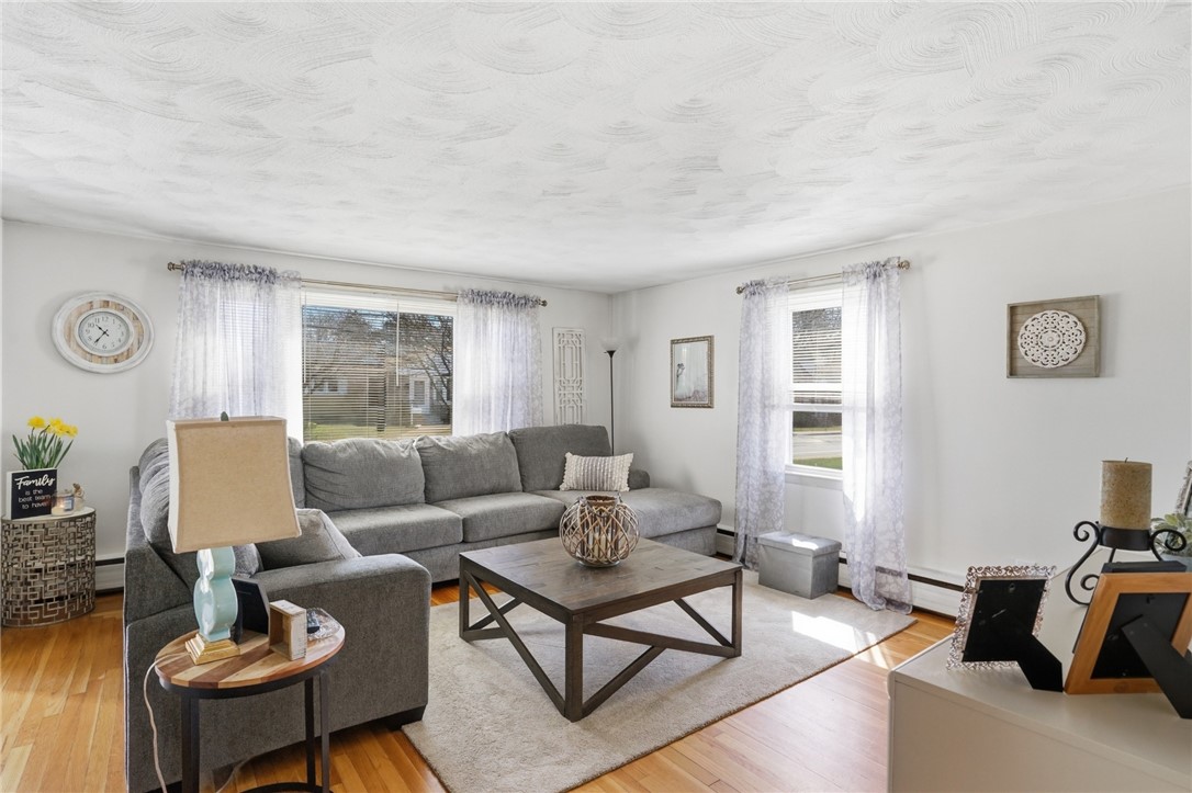 514 Killingly Street Johnston, RI 02919 - Photo 12 of 41