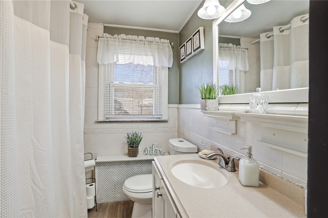 514 Killingly Street Johnston, RI 02919 - Photo 15 of 41