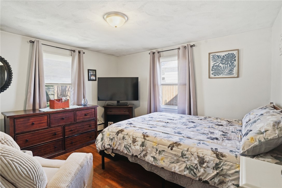 514 Killingly Street Johnston, RI 02919 - Photo 19 of 41 Bedroom main level