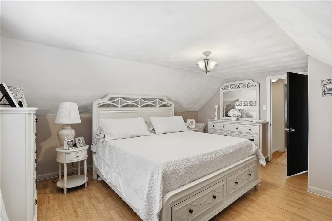 514 Killingly Street Johnston, RI 02919 - Photo 25 of 41