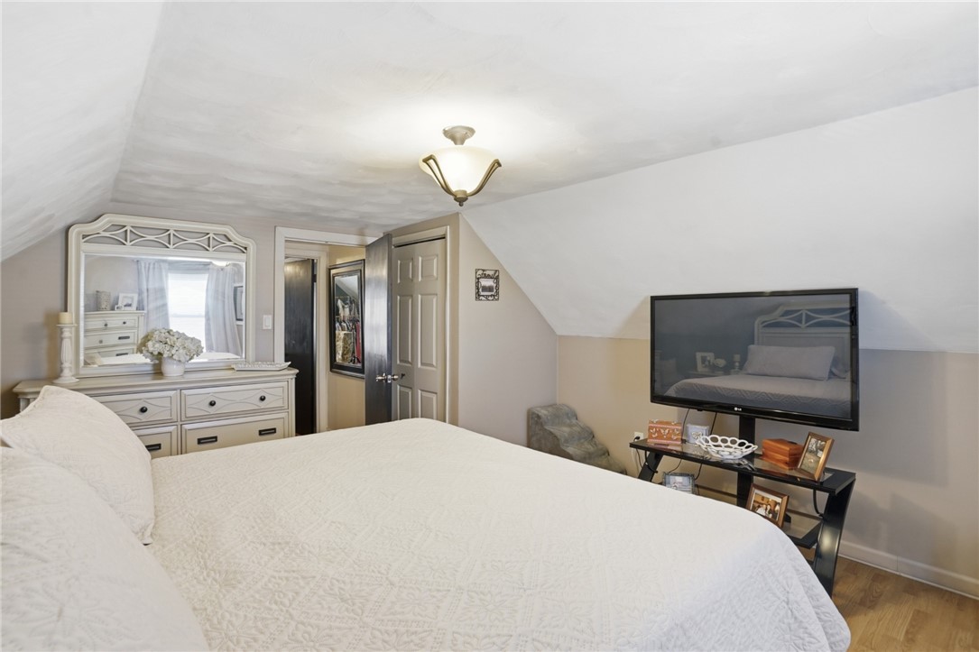 514 Killingly Street Johnston, RI 02919 - Photo 26 of 41