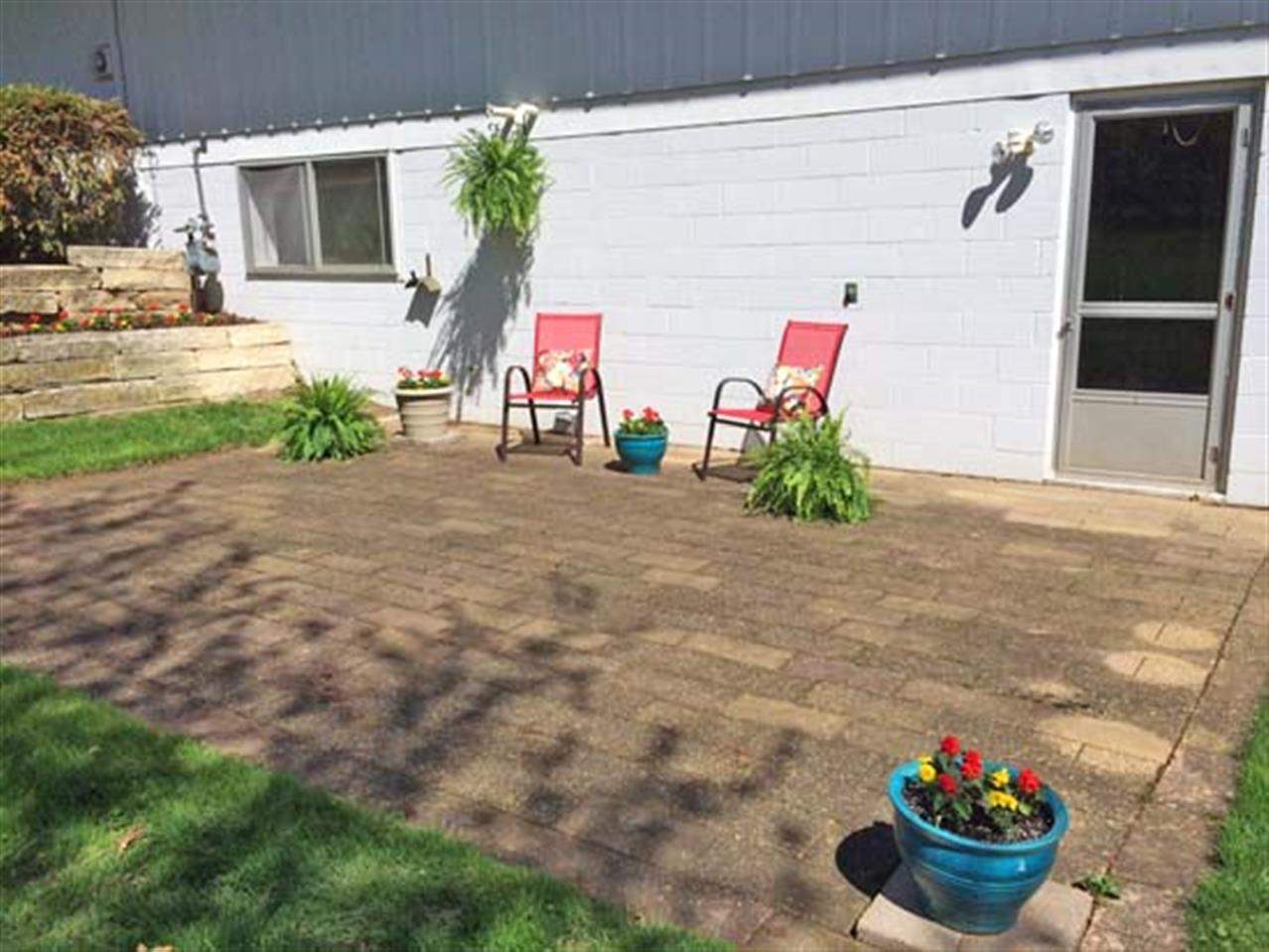 3328 Fairhaven Road Davenport, IA 52807 - Photo 19 of 24 Gallery Image 19