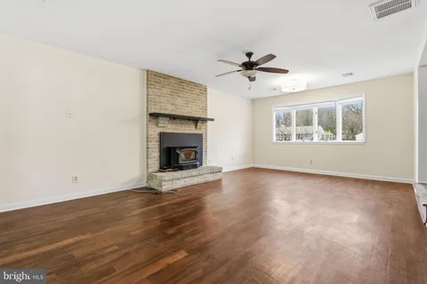 $499,000 | 105 Bear Creek Parkway, Edgewater, MD 21037