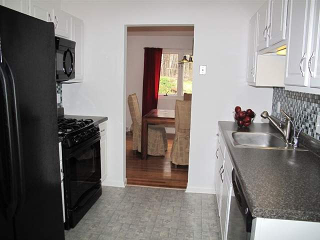 3A Schuyler Road Colonie, NY 12211 - Photo 10 of 12 Photo 10