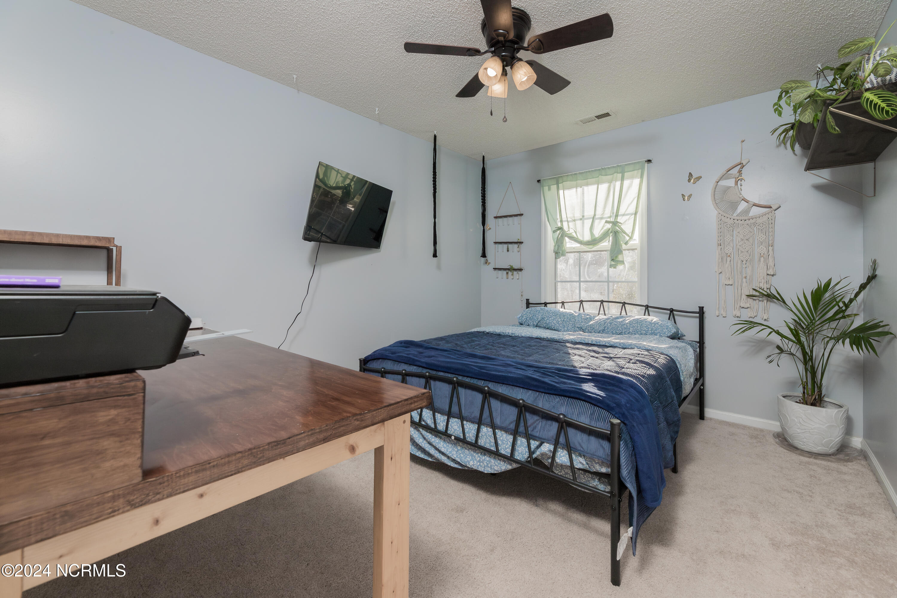 105 Ridgewood Court Jacksonville, NC 28546 - Photo 12 of 25 37BED3
