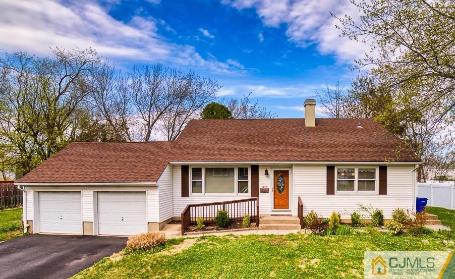 1427 Seneca Road North Brunswick, NJ 08902 - Photo 1 of 16 Gallery Image 1