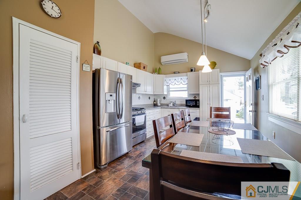 1427 Seneca Road North Brunswick, NJ 08902 - Photo 3 of 16 Gallery Image 3