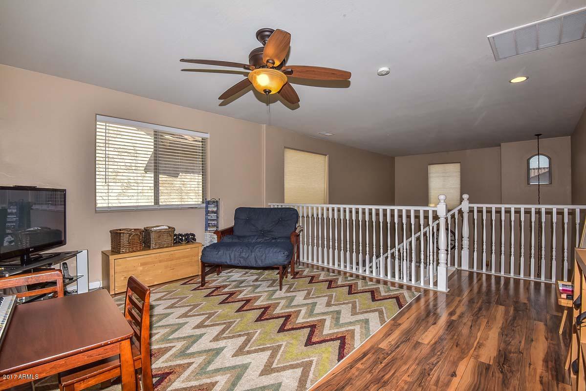 2034 West Davis Road Phoenix, AZ 85023 - Photo 21 of 48 Loft