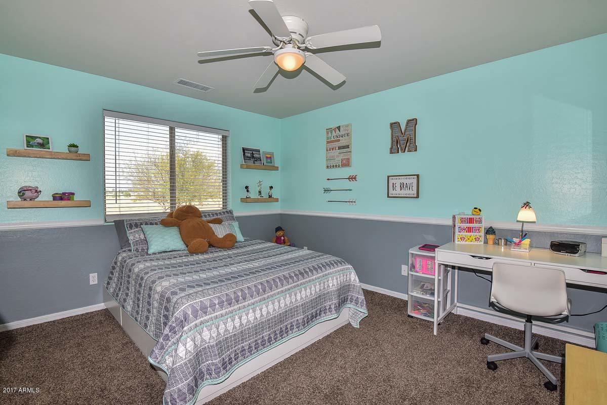 2034 West Davis Road Phoenix, AZ 85023 - Photo 29 of 48 3rd Bedroom