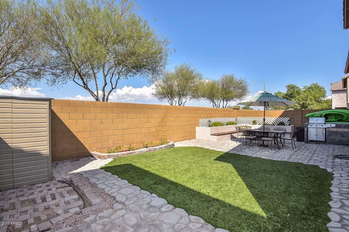 2034 West Davis Road Phoenix, AZ 85023 - Photo 33 of 48 Backyard