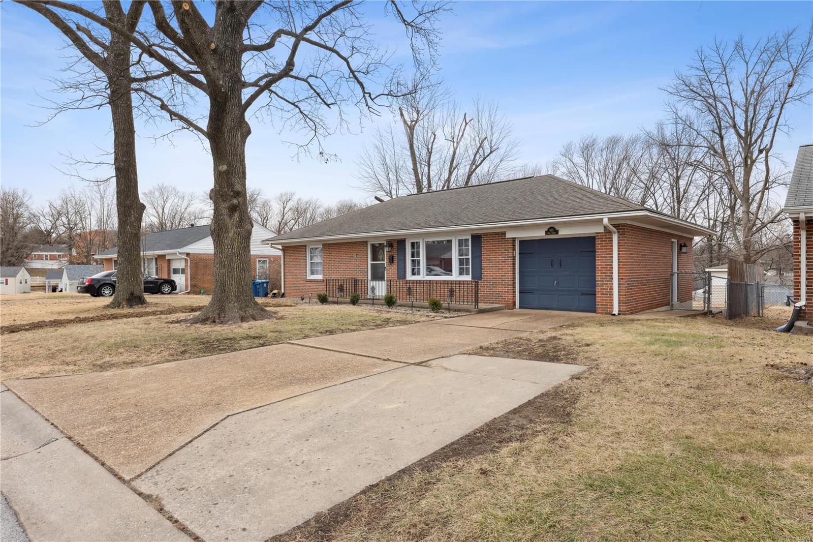 615 Pine Street St. Charles, MO 63301 - Photo 2 of 21