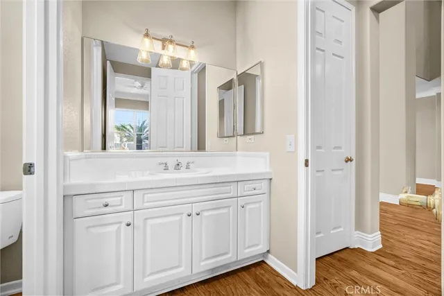 a view of backyard of the house