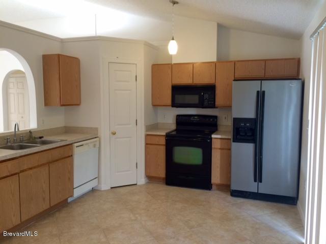 459 Old Road Palm Bay, FL 32908 - Photo 4 of 16 Eat In Kitchen