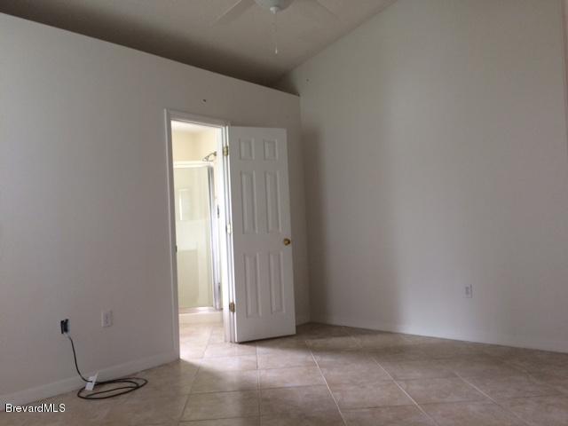 459 Old Road Palm Bay, FL 32908 - Photo 9 of 16 Master with Vaulted Ceiling