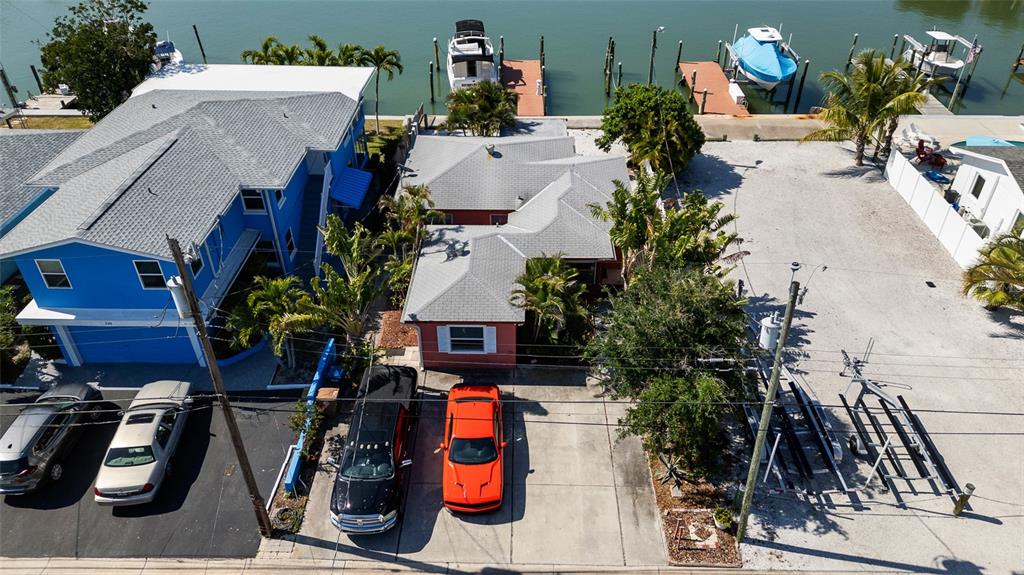 231 East Madeira Avenue Madeira Beach, FL 33708 - Photo 40 of 60 an aerial view of a houses with yard