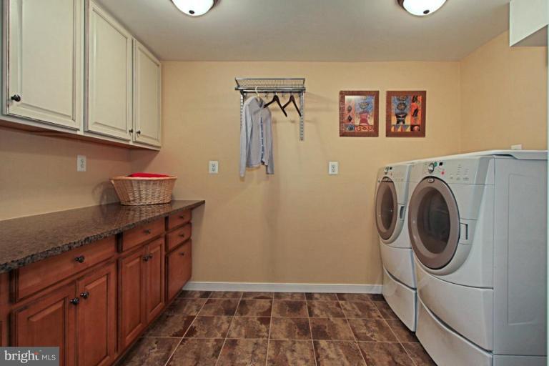 7901 Old Falls Road McLean, VA 22102 - Photo 25 of 30 Laundry Room w Shoot