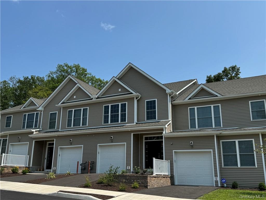 16 Pinto Road Middletown, NY 10941 - Photo 33 of 36 Multi unit property featuring a garage