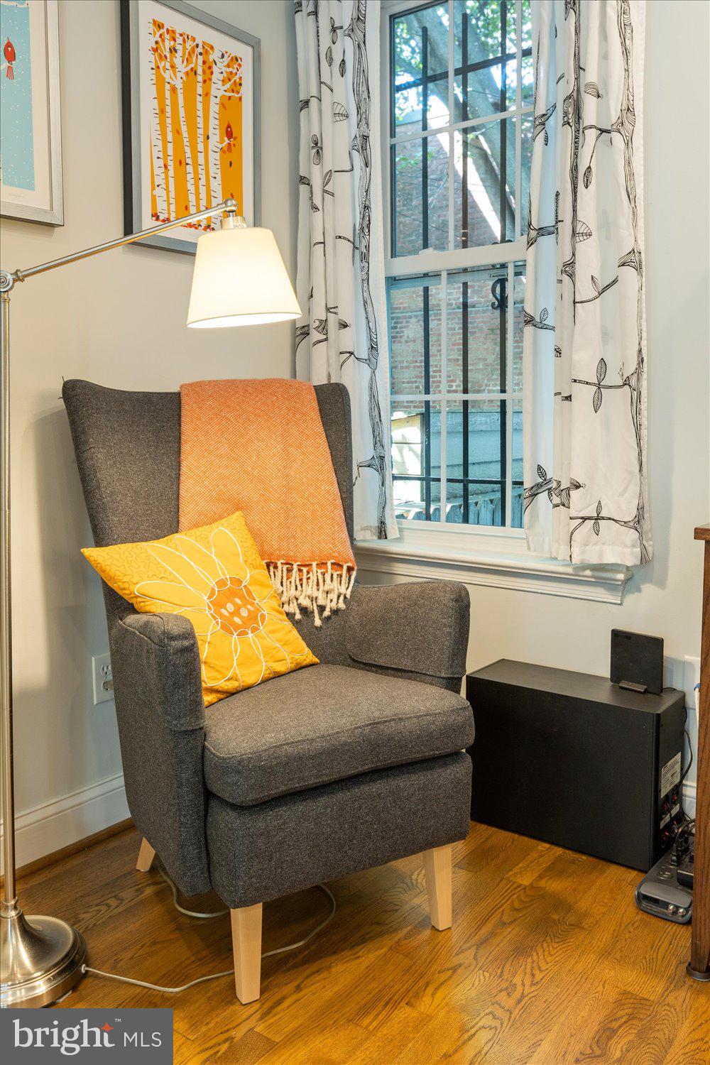 27 15th Street Southeast Washington, DC 20003 - Photo 12 of 34