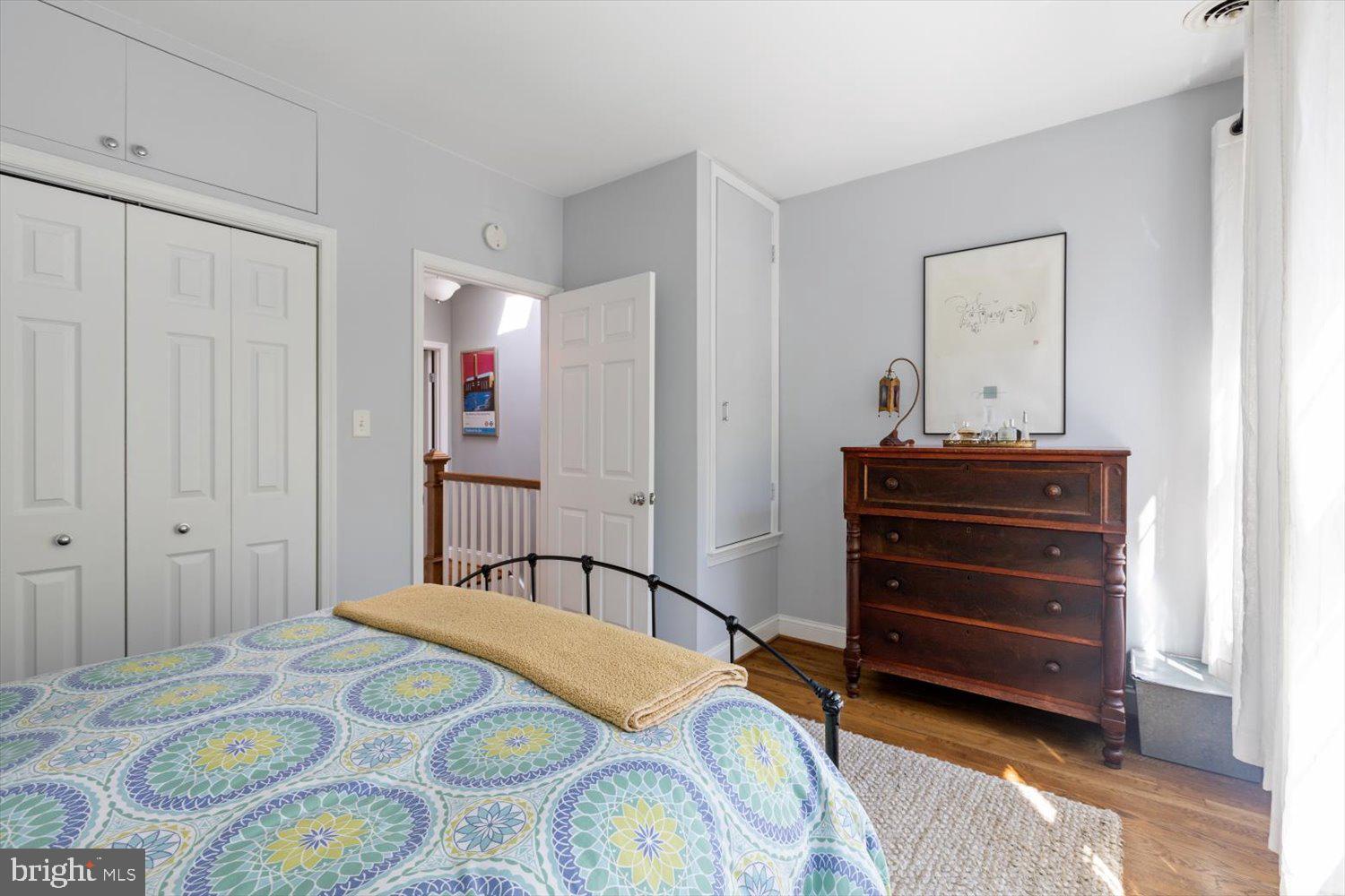 27 15th Street Southeast Washington, DC 20003 - Photo 24 of 34