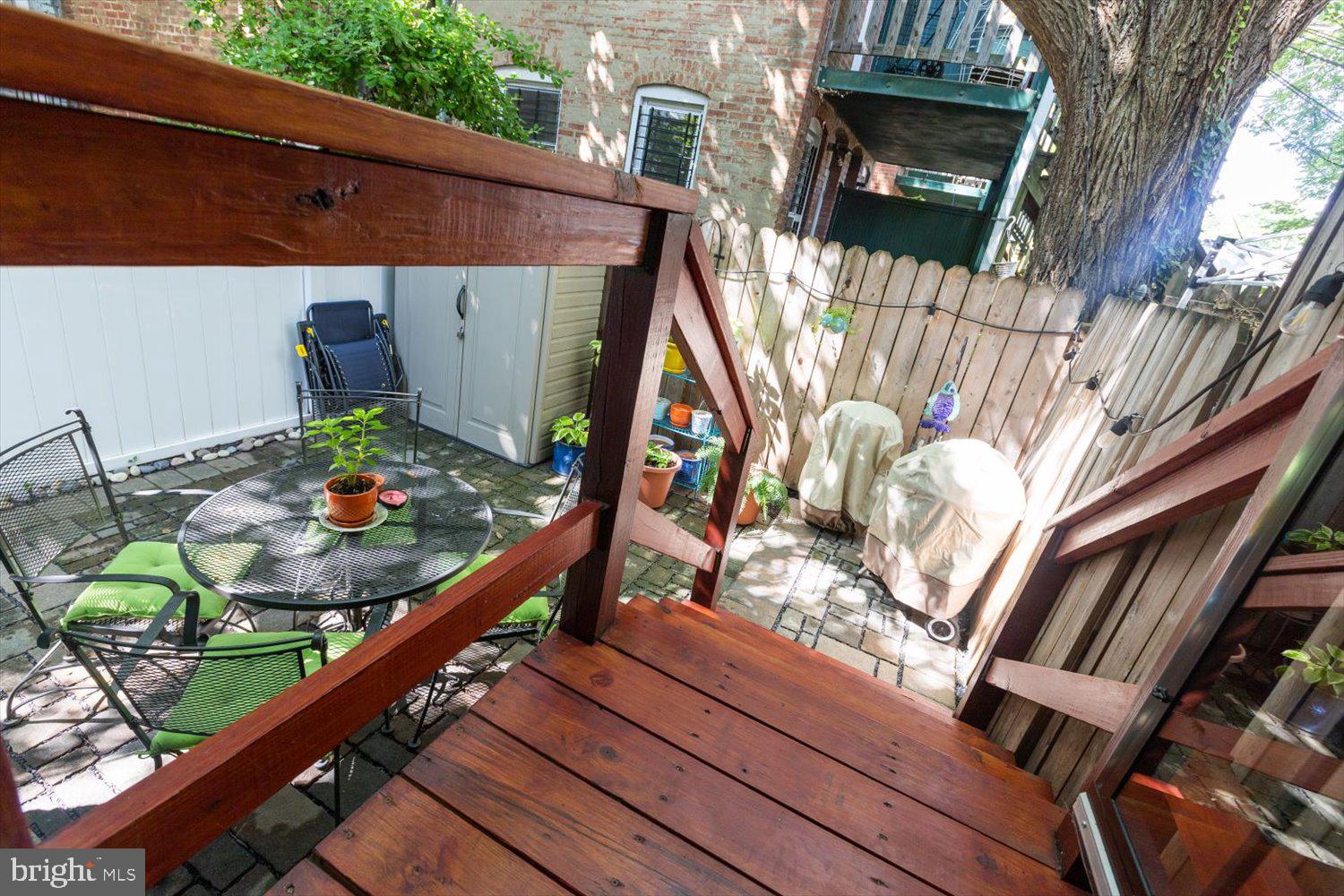 27 15th Street Southeast Washington, DC 20003 - Photo 30 of 34