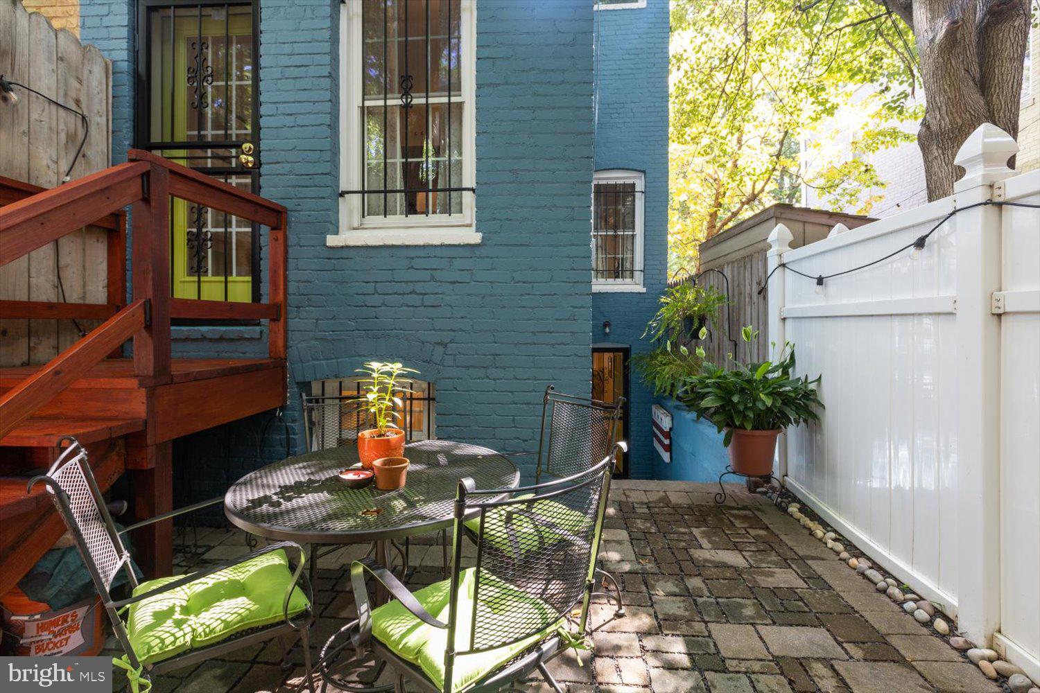 27 15th Street Southeast Washington, DC 20003 - Photo 31 of 34