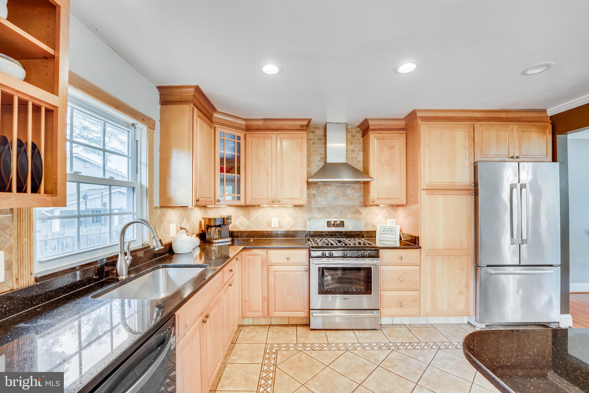 1201 Collingwood Road Alexandria, VA 22308 - Photo 10 of 35 granite countertops