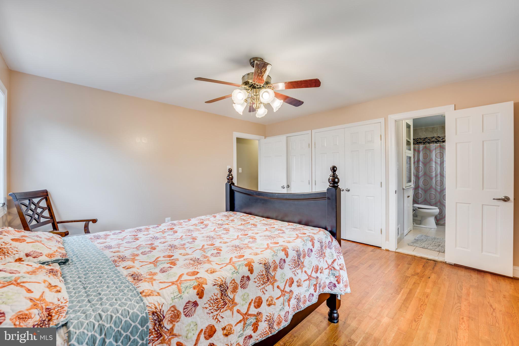 1201 Collingwood Road Alexandria, VA 22308 - Photo 16 of 35 Master bedroom