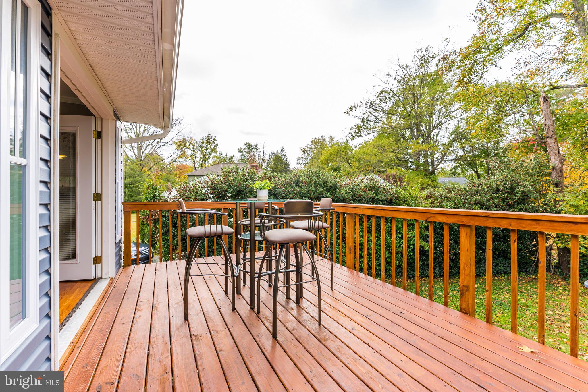 1201 Collingwood Road Alexandria, VA 22308 - Photo 4 of 35 Deck off the dining room